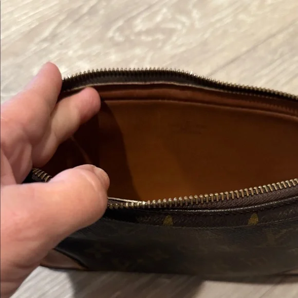 Louis Vuitton Brown Monogram Wristlet - Picture 7 of 14